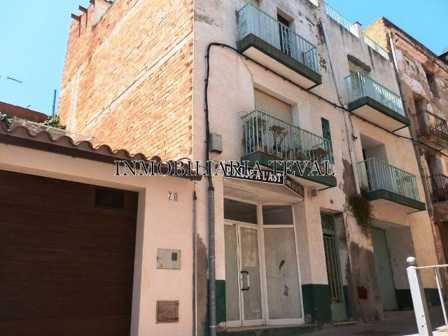 Casa adosada en Venta en Poble