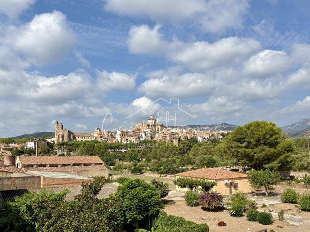 Casa adosada en Venta en Poble