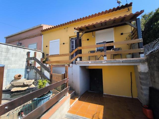 Casa adosada en venta en Pobra do Caramiñal A. Casa en venta en Puebla del Caramiñal. Casas adosadas Pobra do Caramiñal.