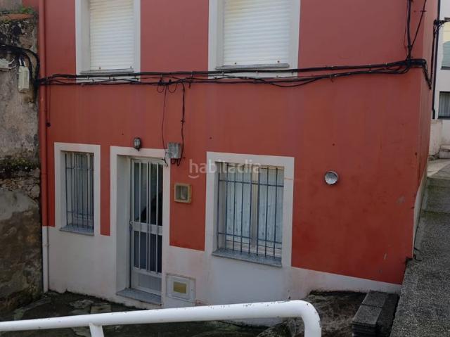 Casa adosada en venta en Ponteceso. Inmobiliaria Lar Carballo. Casas adosadas.