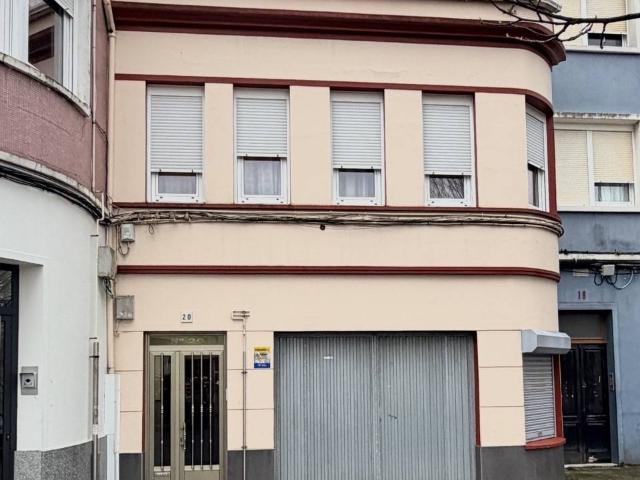 Casa adosada en Venta en Porta Nova