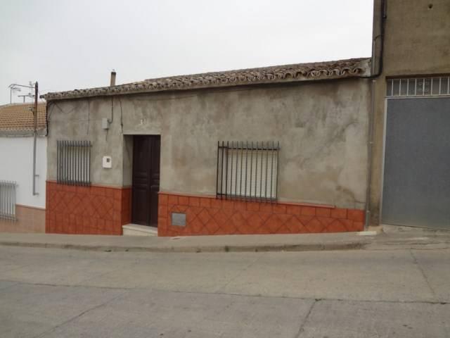 Casa adosada en Venta en Paterna del Campo