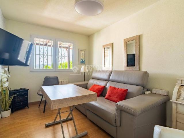 Casa adosada en Venta en Padul