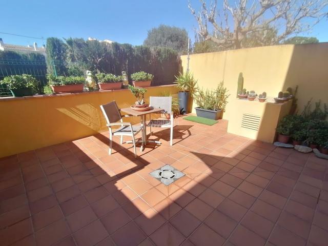 Casa adosada en venta en Palafrugell, Piverd Vila Seca Bruguerol Costa Brava. Vivienda luminosa y cuidada en una de las mejores zonas de Palafrugell. Casas adosadas.
