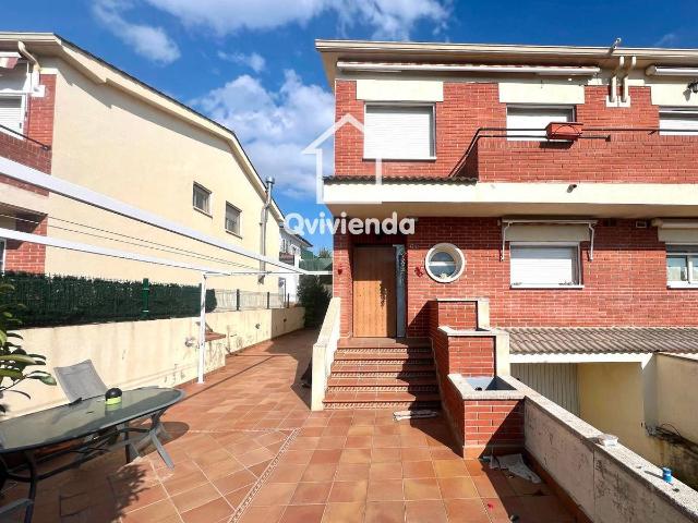 Casa adosada en Venta en Palau solità i Plegamans