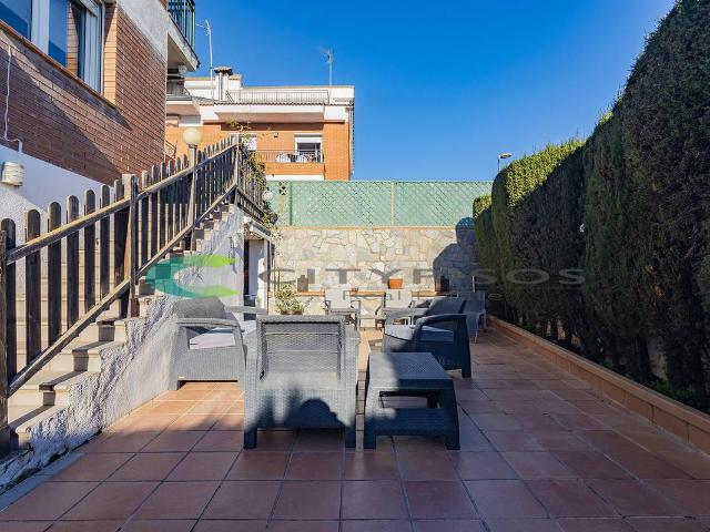 Casa adosada en Venta en Palau solità i Plegamans