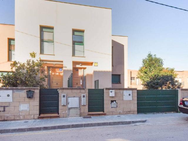Casa adosada en Venta en Palau solità i Plegamans
