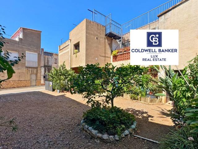 Casa adosada en Venta en Palau saverdera