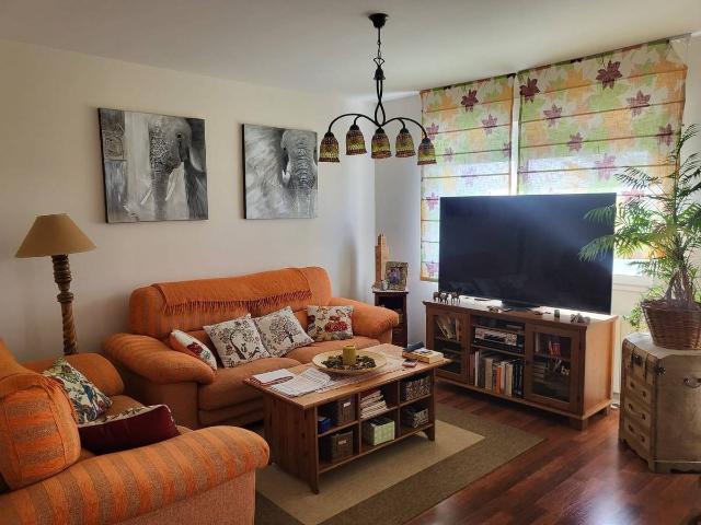 Casa adosada en Venta en Palazuelos de Eresma