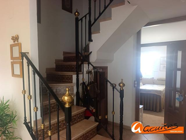Casa adosada en venta en Palenciana. Casa adosada en Palenciana, Córdoba. Casas adosadas.