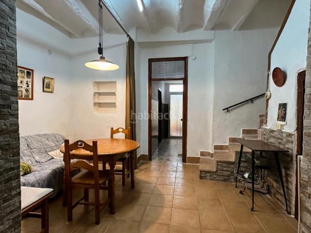Casa adosada en venta en Palomar. INVERSION CASA EN PALOMAR. Casas adosadas.