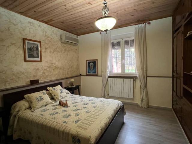 Casa adosada en Venta en Palomares del Río