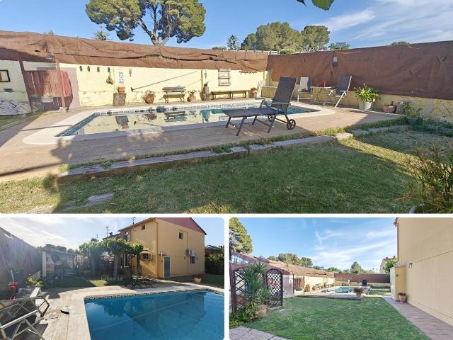 Casa adosada en venta en Pallaresos Els. Espectacular casa adosada esquinera con piscina y jardín, ideal para disfrutar todo el año. Casas adosadas Pallaresos.