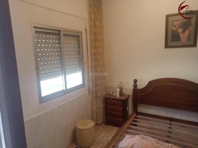 Casa adosada en venta en Palma de Gandía. Amplia casa en Palma de Gandia con 5 habitaciones, comedor con chimenea, patio y terraza. Casas adosadas Palma de.