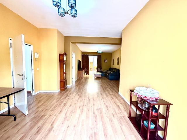 Casa adosada en venta en Palmas de Gran Canaria Las, Almatriche. JOYAS ASÍ APARECEN MUY POCAS VECES 620 m² con posibilidad de 3 viviendas, 16 plazas de garaje y rentabilidad infinita. Casas.