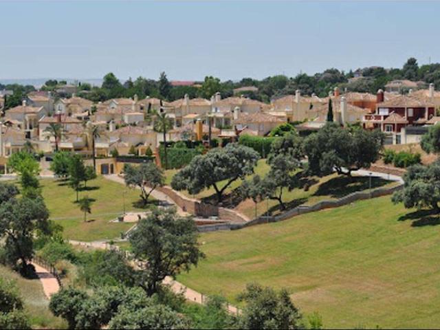 Casa adosada en Venta en Paraíso Arenal La Colina