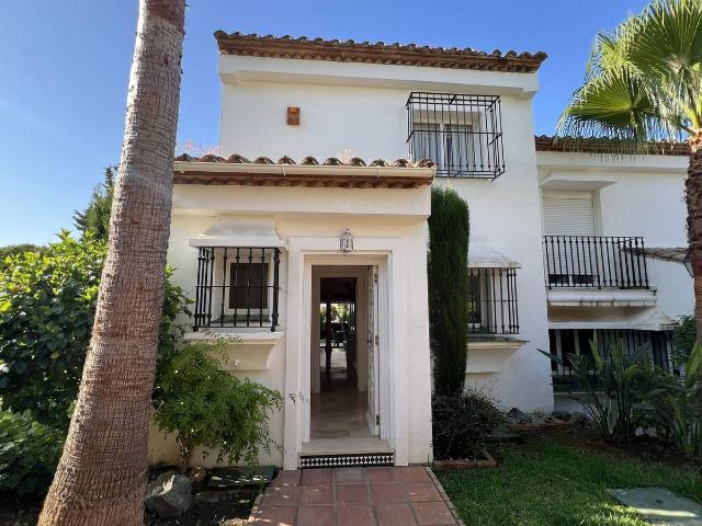 Casa adosada en Venta en Paraiso Barronal