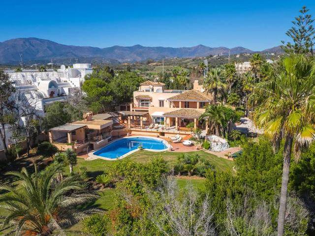 Casa adosada en Venta en Paraiso Barronal