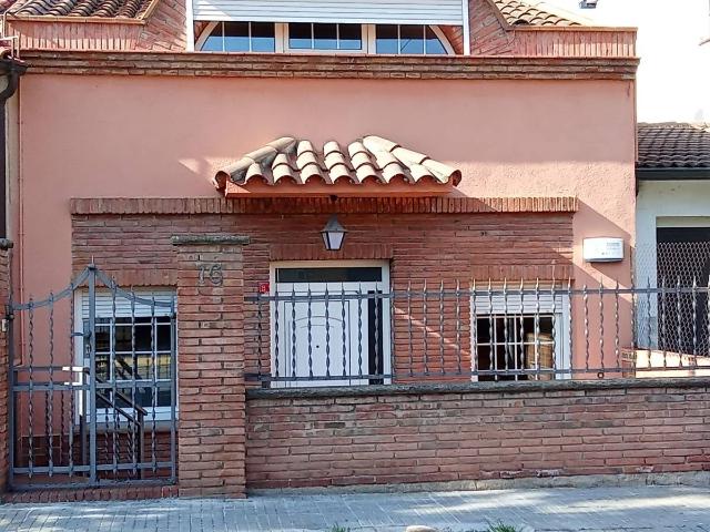 Casa adosada en Venta en Parets del Vallès