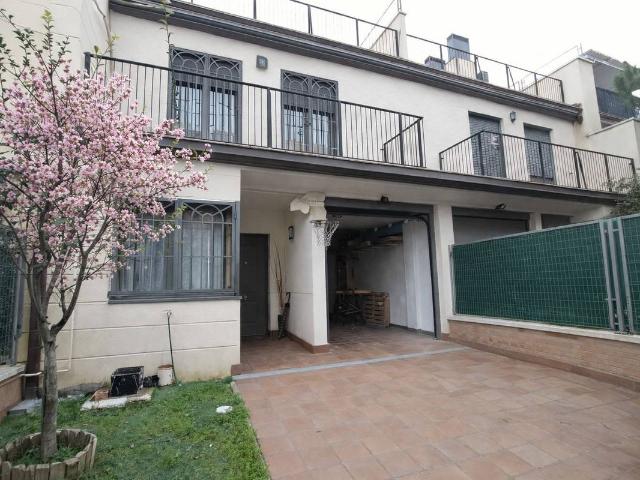 Casa adosada en Venta en Parla Este