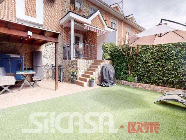 Casa adosada en Venta en Parla Este
