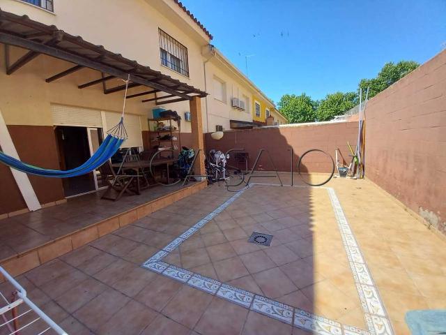 Casa adosada en Venta en Parque Manuel de Vega Carretera de Ugena