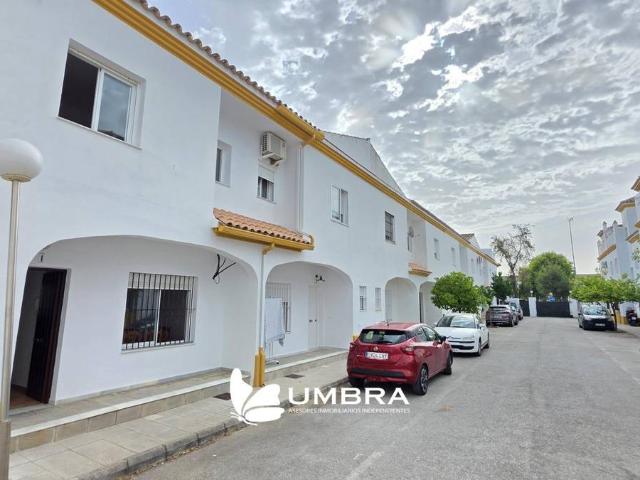 Casa adosada en Venta en Parque Atlántico Ronda este