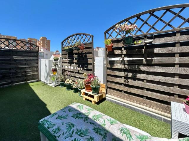 Casa adosada en Venta en Parque Ayala Jardín de la Abadía Huelín
