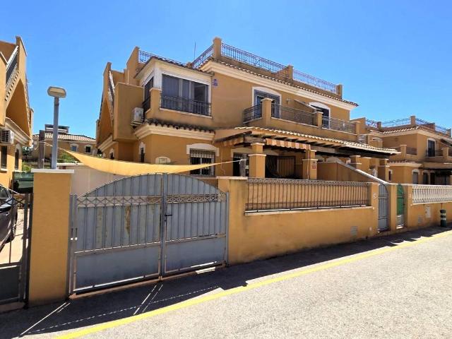 Casa adosada en Venta en Parque Acuático Sector 25
