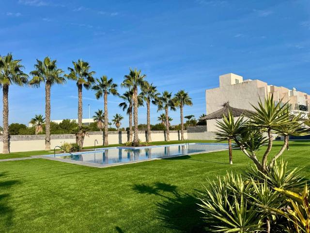 Casa adosada en Venta en Parque Acuático Sector 25