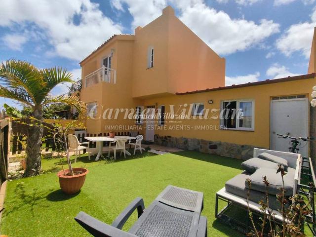 Casa adosada en Venta en Parque Holandés