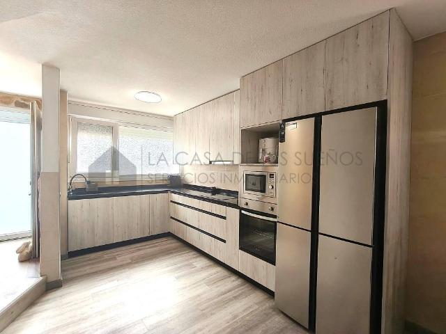 Casa adosada en Venta en Petrer