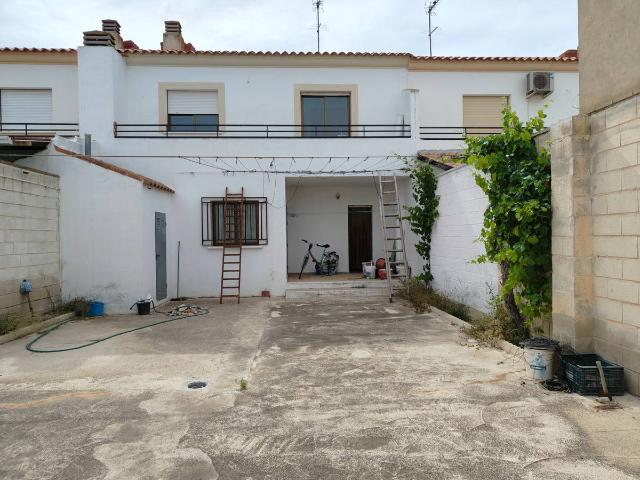 Casa adosada en Venta en Pedanías Extrarradio