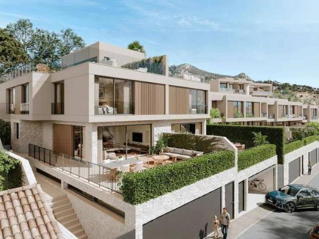 Casa adosada en Venta en Pedregalejo Morlaco
