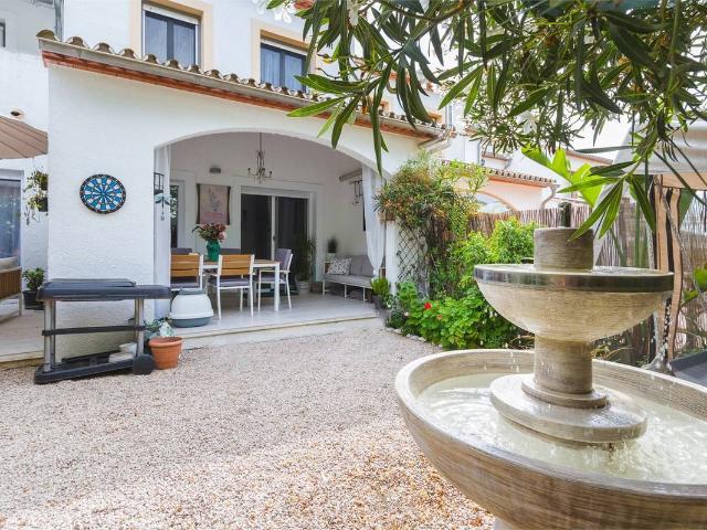 Casa adosada en Venta en Pedreguer