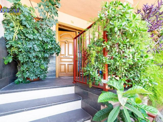 Casa adosada en Venta en Peligros