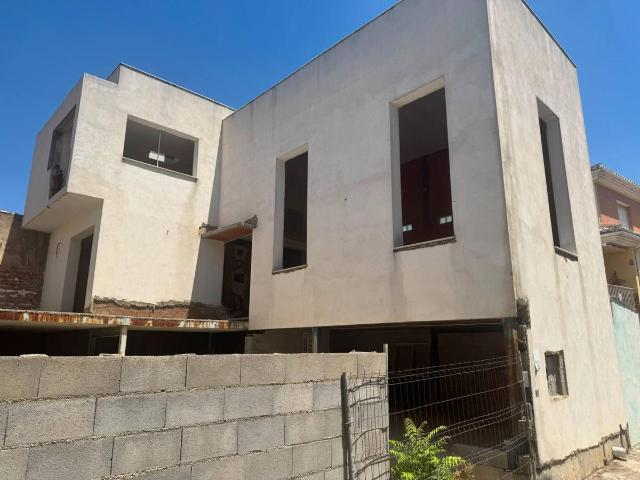 Casa adosada en Venta en Peligros