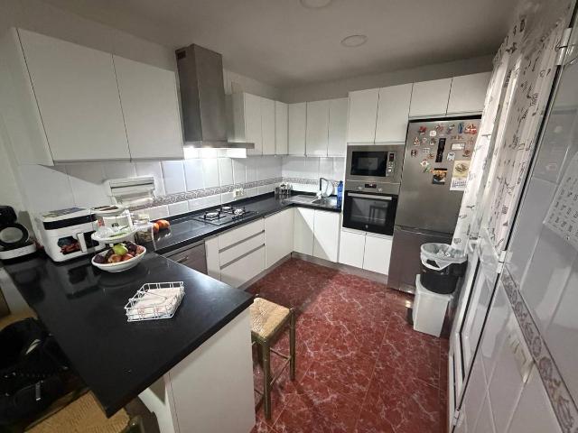 Casa adosada en Venta en Peligros