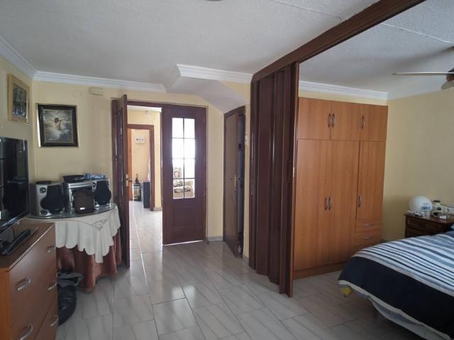 Casa adosada en Venta en Peligros