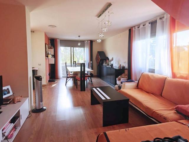 Casa adosada en Venta en Perafort