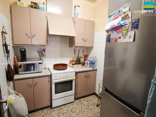 Casa adosada en venta en Peralada. Casa de pueblo con garaje. Casas adosadas.
