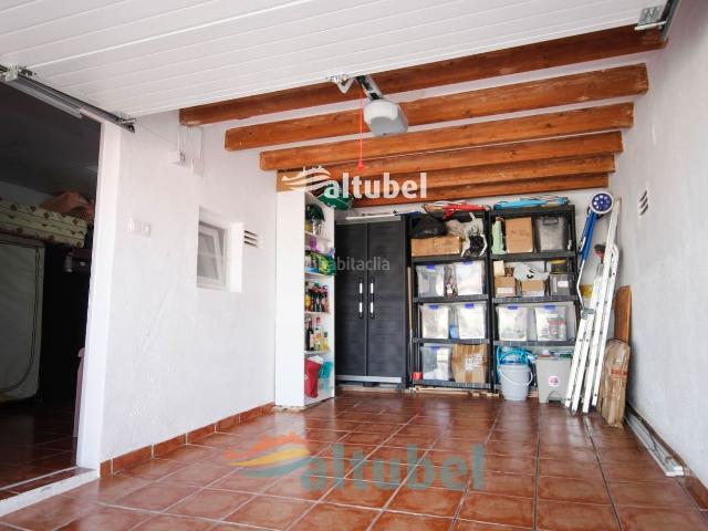 Casa adosada en venta en Peñíscola, Las Atalayas Urmi Cerro Mar. Adosado reformado con vistas y solárium. Casas adosadas.