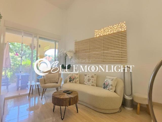 Casa adosada en venta en Peñíscola, Las Atalayas Urmi Cerro Mar. Pareado reformado con jardín privado, garaje y piscina comunitaria en Peñíscola. Casas adosadas.
