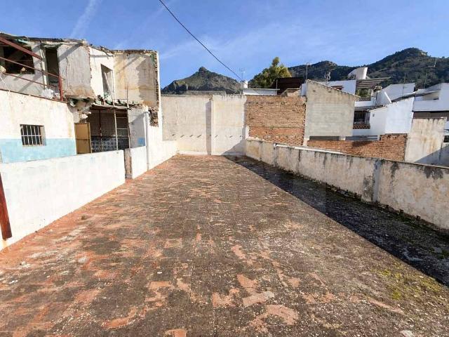 Casa adosada en Venta en Pizarra