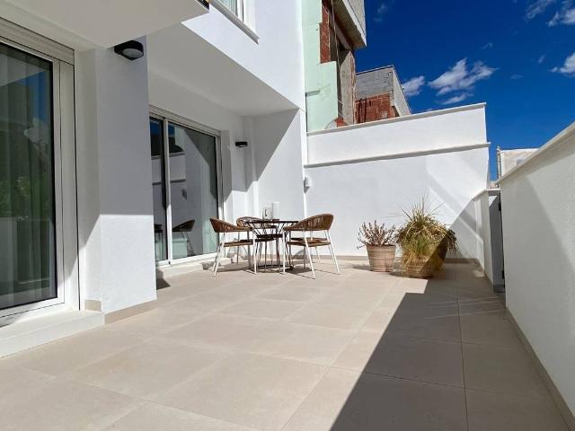 Casa adosada en Venta en Pilar de la Horadada ciudad