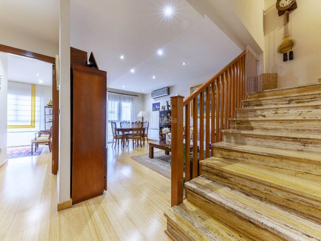 Casa adosada en venta en Pilar de la Horadada, Pilar de la Horadada Ciudad. NUDA PROPIEDAD en venta en Calle Granada. Casas adosadas Pilar de la.