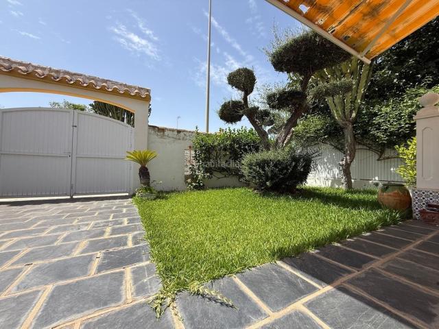 Casa adosada en venta en Pilar de la Horadada, Pueblo Latino. Casas adosadas Pilar de la.