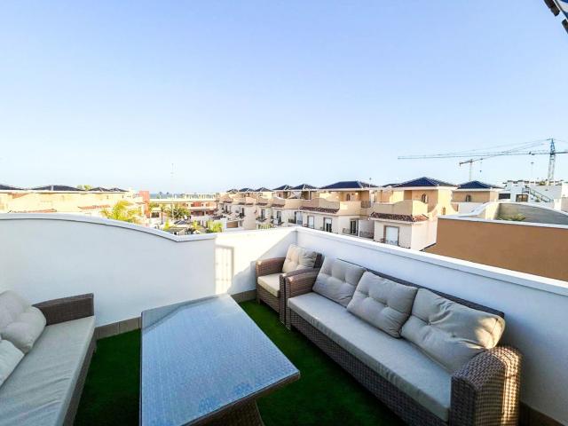 Casa adosada en venta en Pilar de la Horadada, Torre de la Horadada. Casas adosadas Pilar de la.