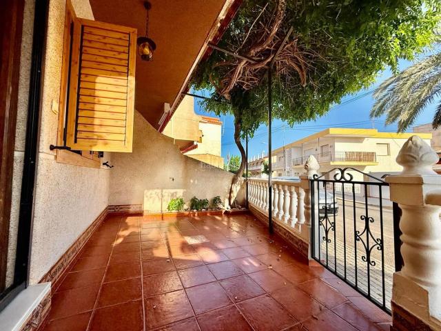 Casa adosada en venta en Pilar de la Horadada, Torre de la Horadada. Casas adosadas Pilar de la.