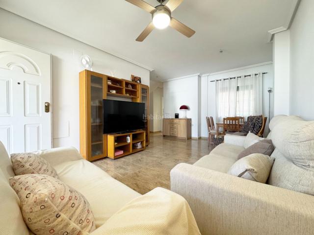 Casa adosada en venta en Pilar de la Horadada, Torre de la Horadada. Dúplex a 5 minutos de la playa en Torre de la Horadada. Casas adosadas Pilar de la.
